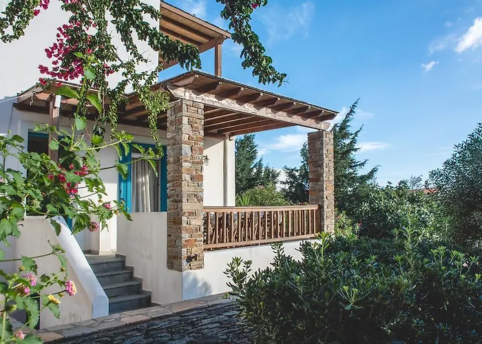 Andros Maisonettes