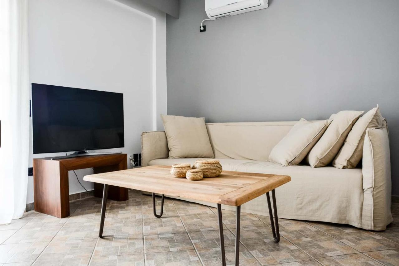 Andros Maisonettes Villa *